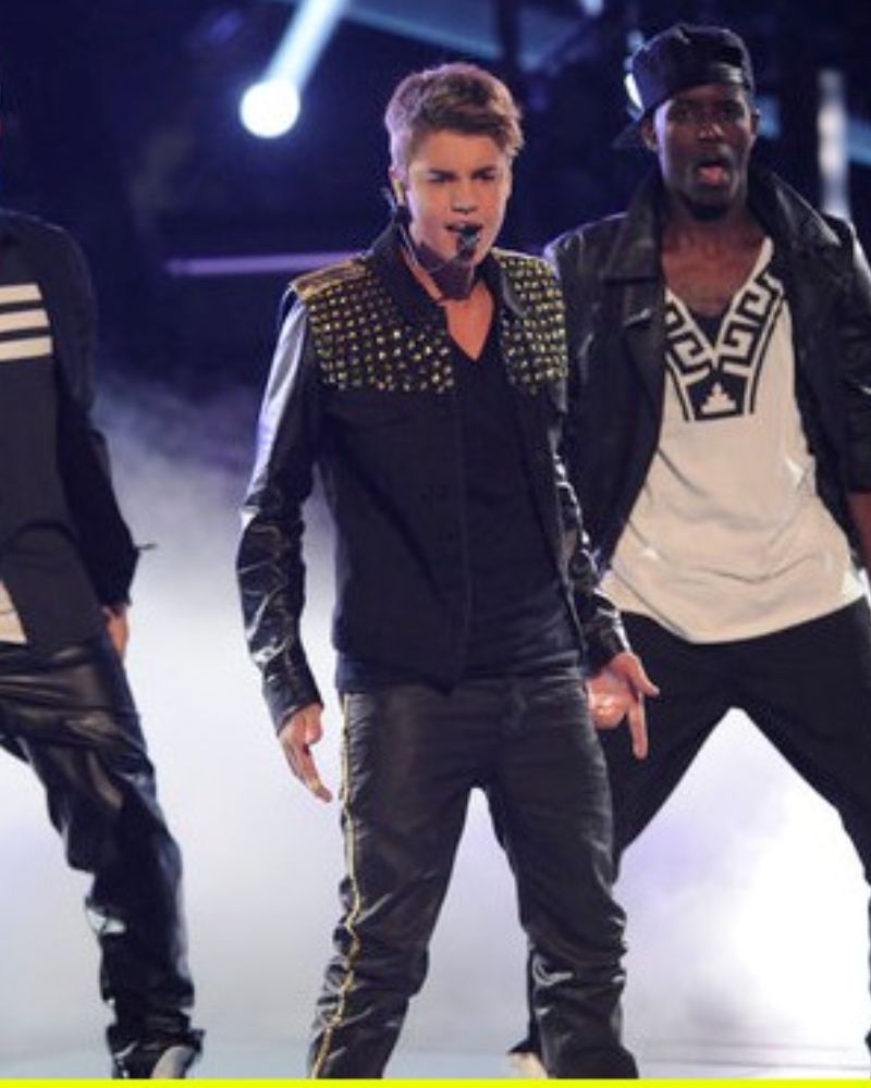 Justin Bieber Boyfriend Performance on The Voice Leather Pant