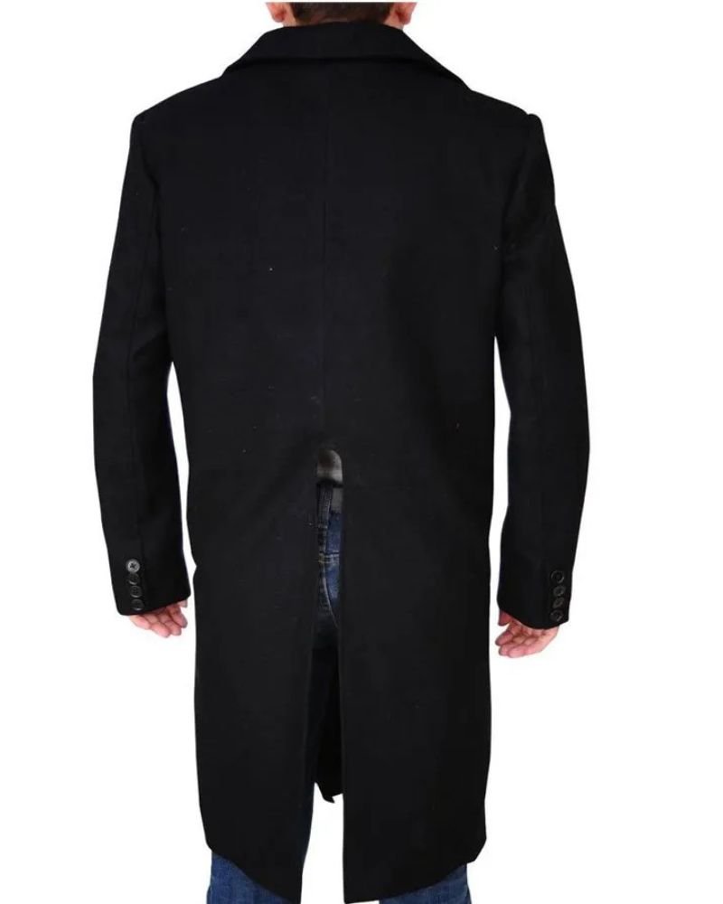 Rugged & Bold: Dutch Van Der Linde RDR2 Coat for True Outlaws