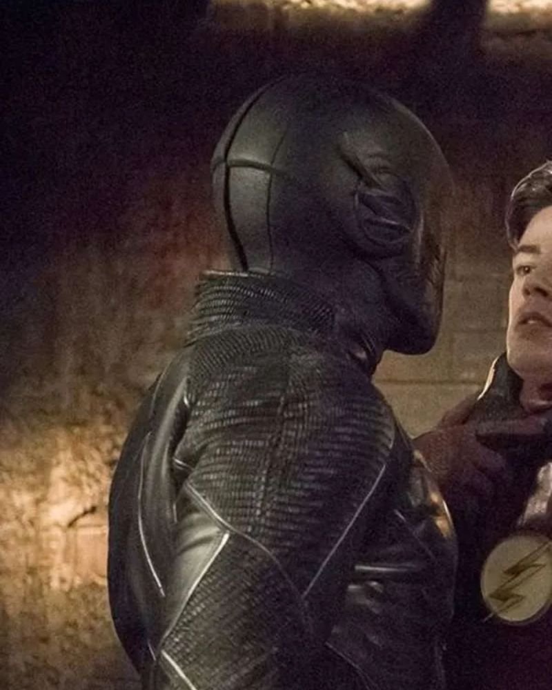 The Flash Hunter Zolomon Jacket – Teddy Sears Inspired Look