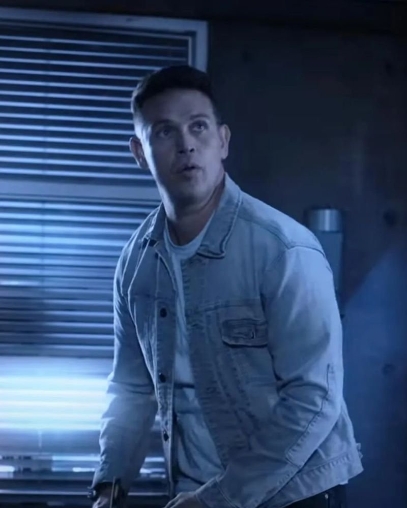 Dan Espinoza Season 6 Jacket – Sleek TV-Inspired Outerwear