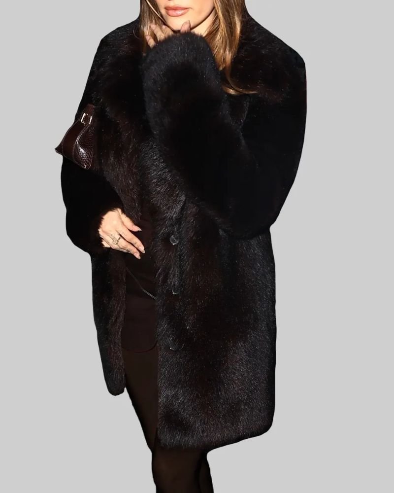 Celebrity Style Hailey Bieber Black Fur Coat  Trendy Evening Look