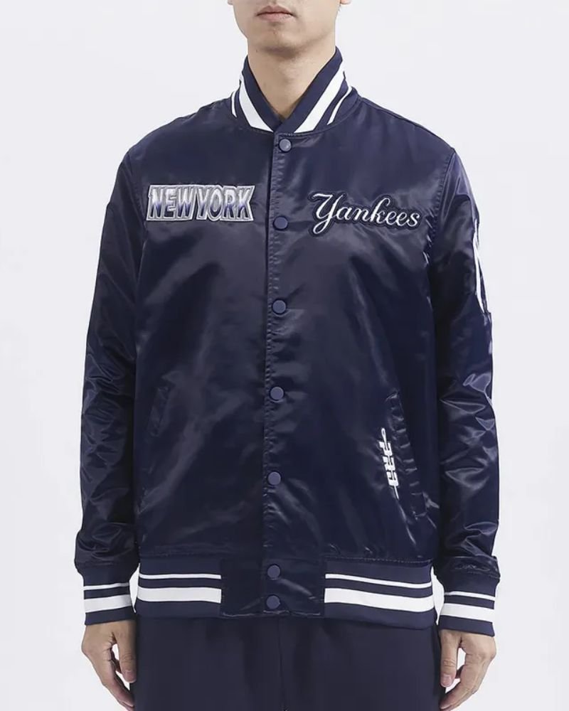 NY Yankees Turn It Up M Classic Rib Navy Satin Jacket