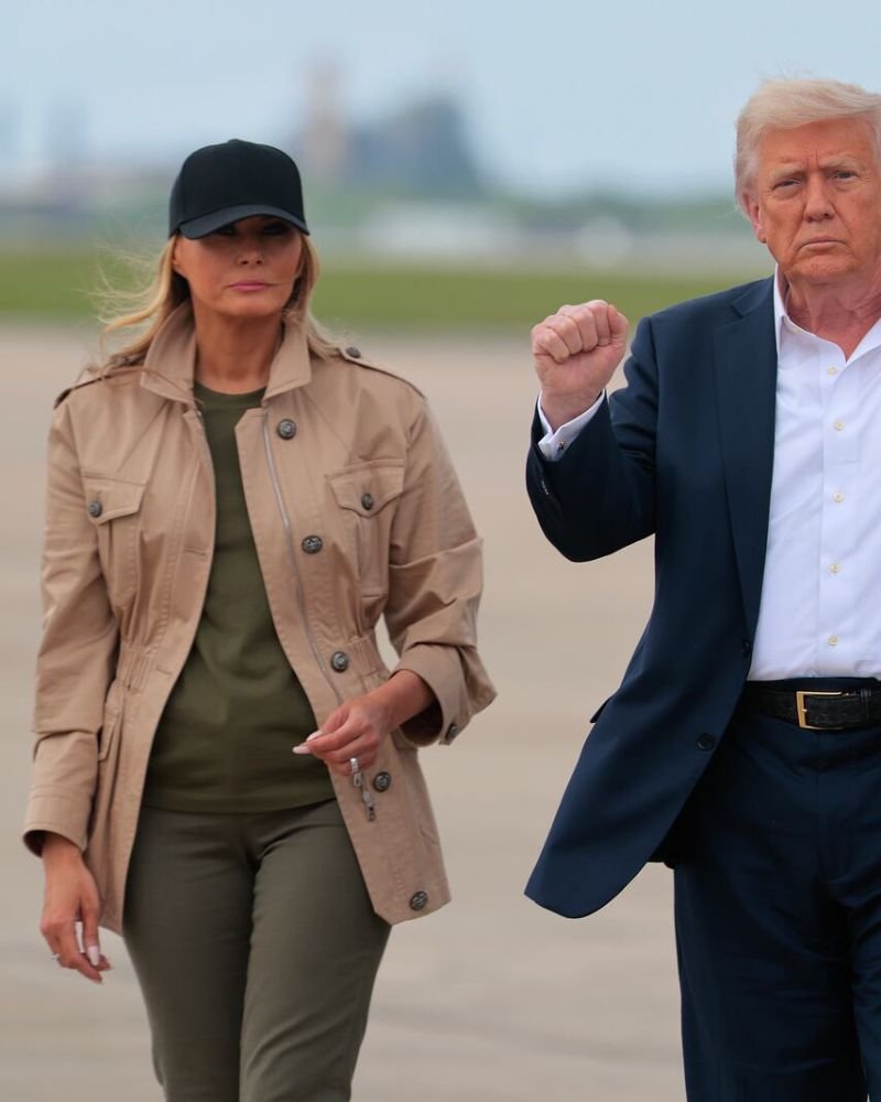 First Lady Melania Trump militry jacket
