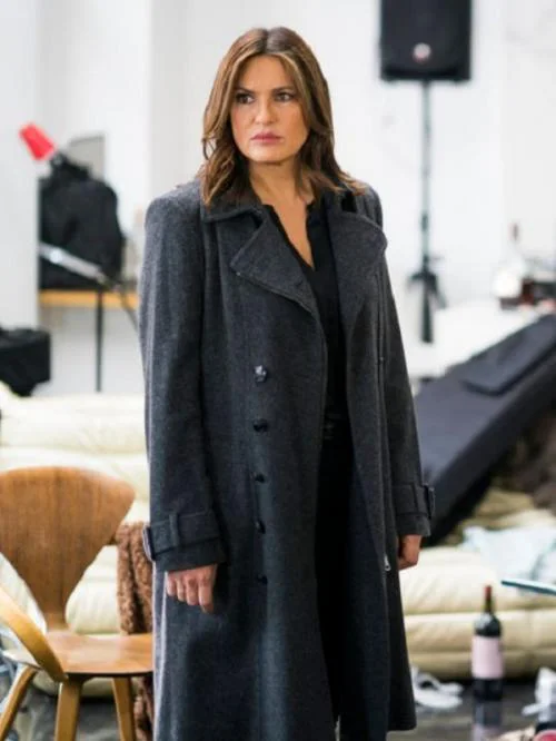 Law & Order: Coat