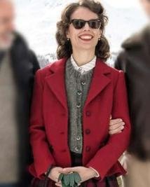 Redefine Your Look In Paula Beer I’m Not Stiller 2025 Red Blazer  Movie-Inspired Trend