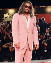 In The Hand Of Dante Jason Momoa Pink Suit  Classic Men’s Formalwear