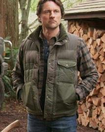 Martin Henderson Virgin River Vest